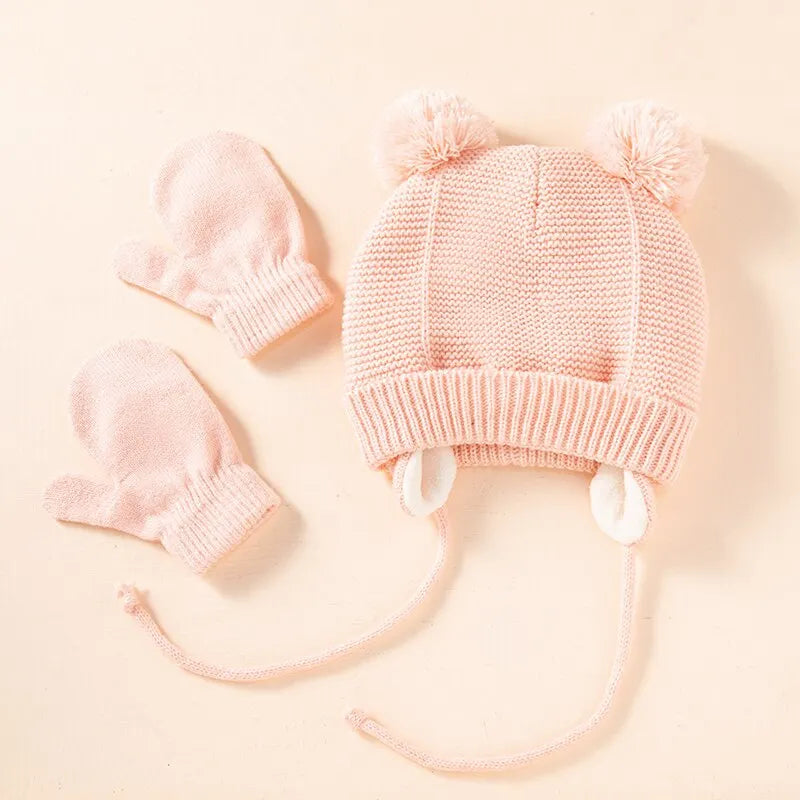 Bonnet et moufles bébé en maille — doublés polaire