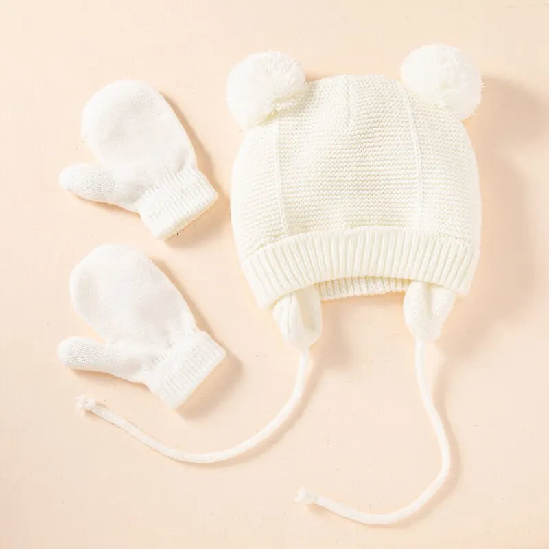 Bonnet et moufles bébé en maille — doublés polaire