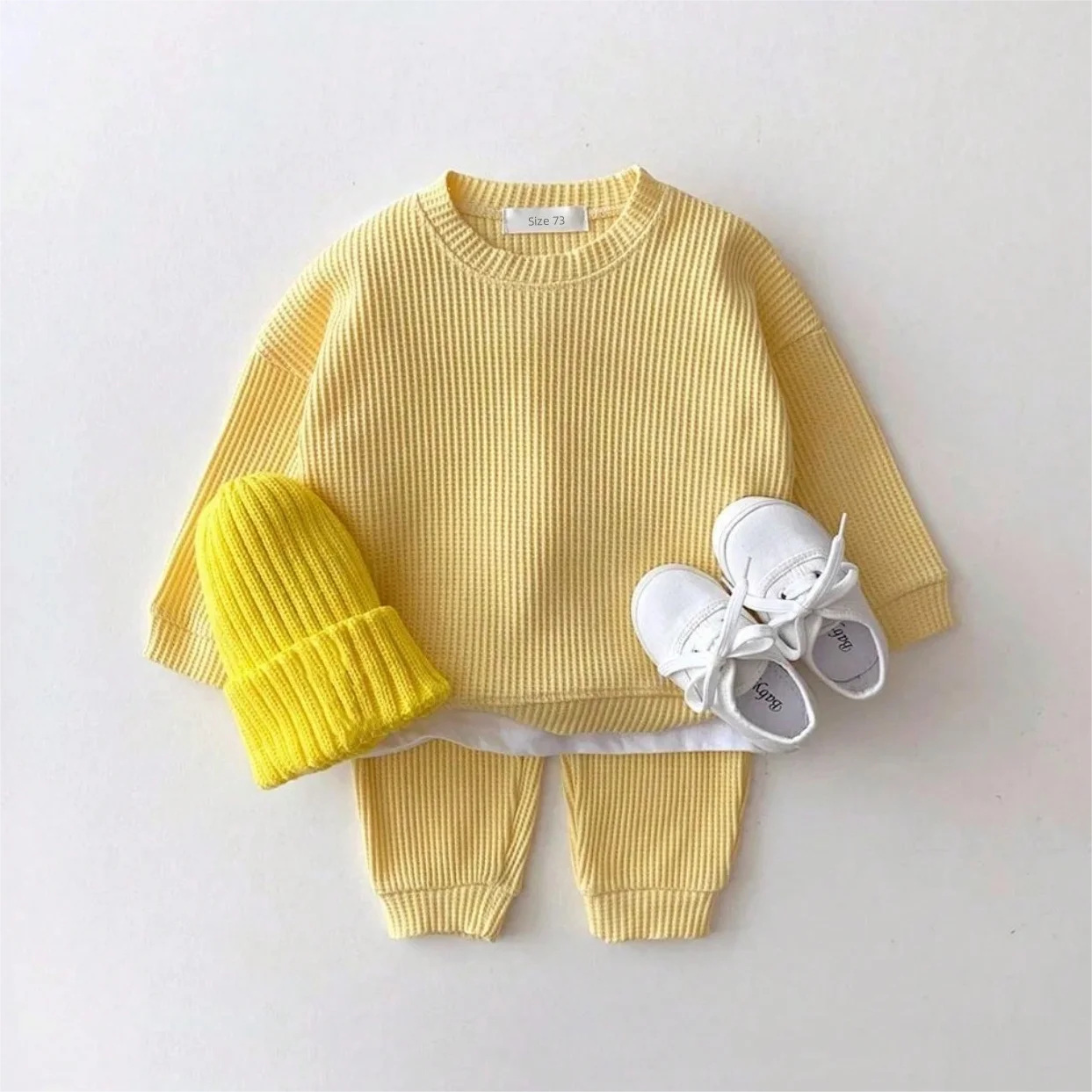 Ensemble 2 pièces bébé en maille gaufrée — sweat + pantalon